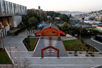 Te Rau Karamu Marae, Pukeahu Campus, Massey University, Wellington - Firth Designer Forum Honed, Piazza Honed and Classic Pavers